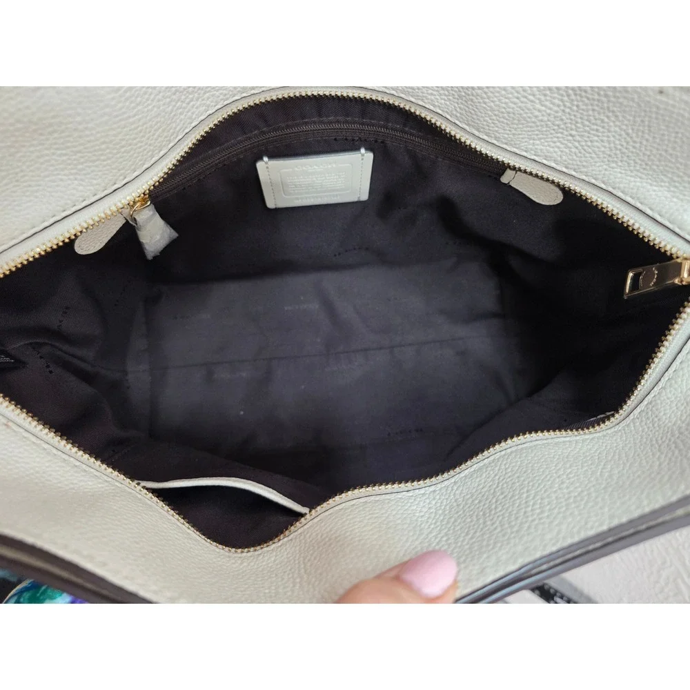 Coach Turnlock Chain Tote 27 Womens Medium Chalk White Good Leather Bag 57107